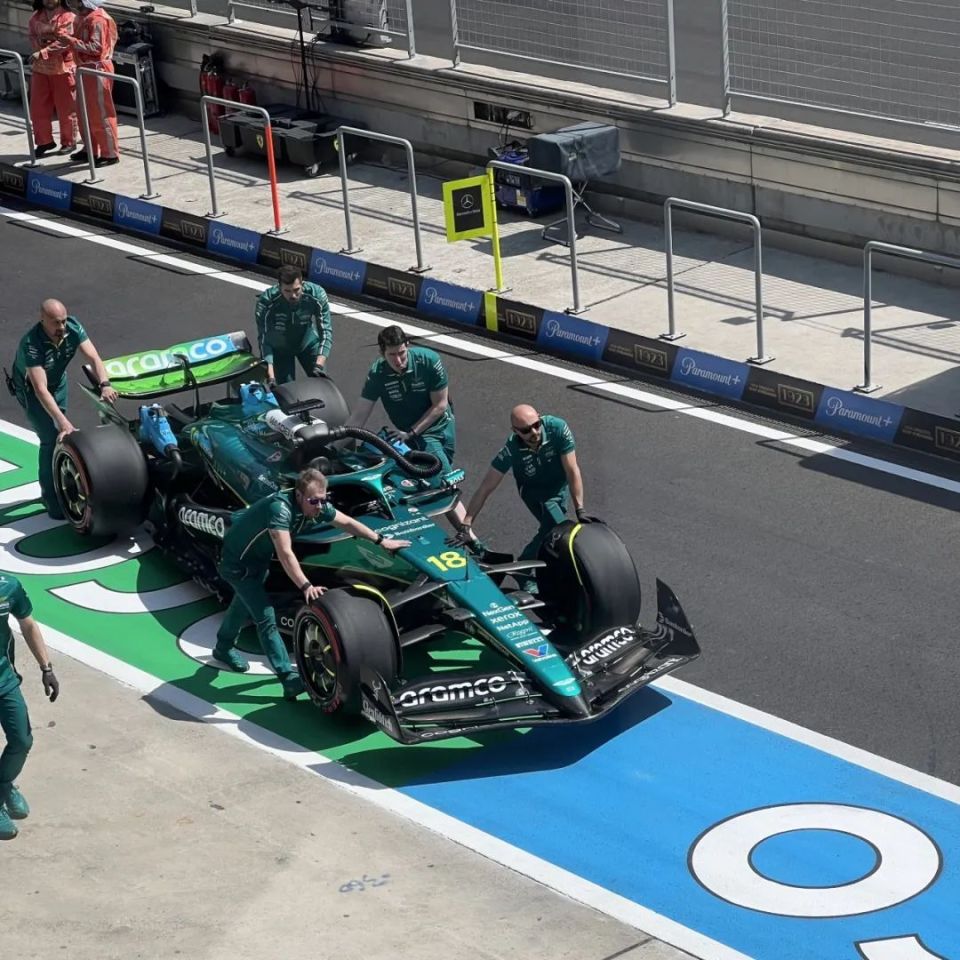 浓眉刷新世界纪录，F1车队教练激动落泪！